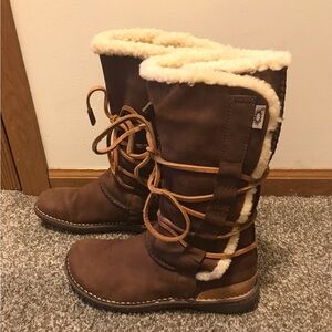 UGG Australia Catalina Brown Leather Lace Up Boots Size 9